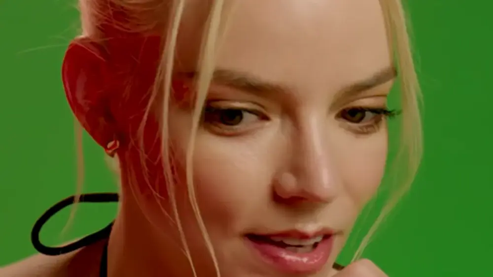 Anya Taylor-Joy relembra encontro com Paul McCartney: “meu auge”
