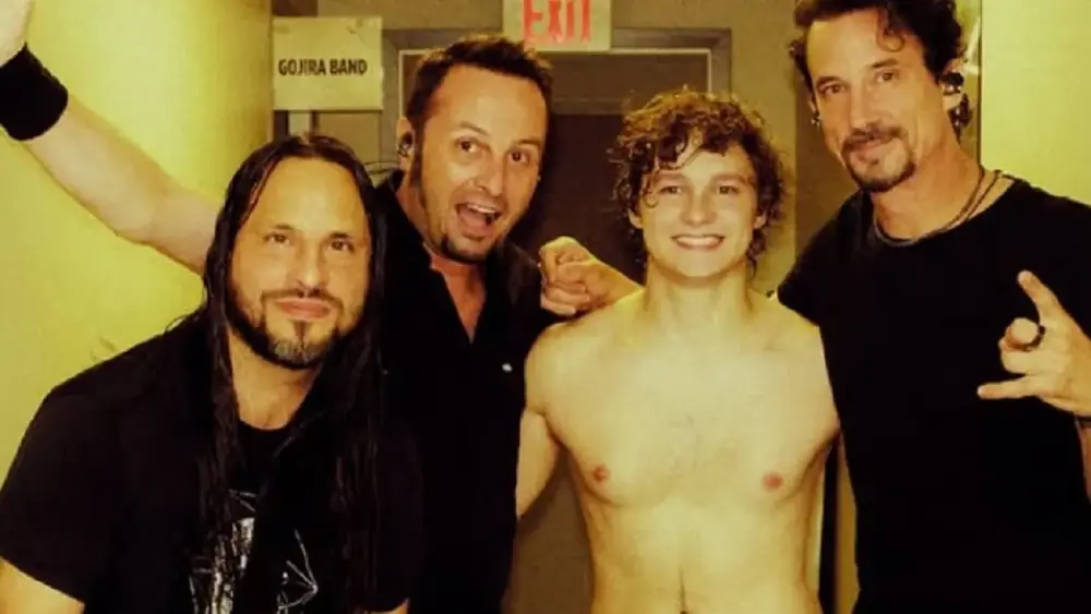 Baterista brasileiro se declara a Mario Duplantier após tocar com Gojira