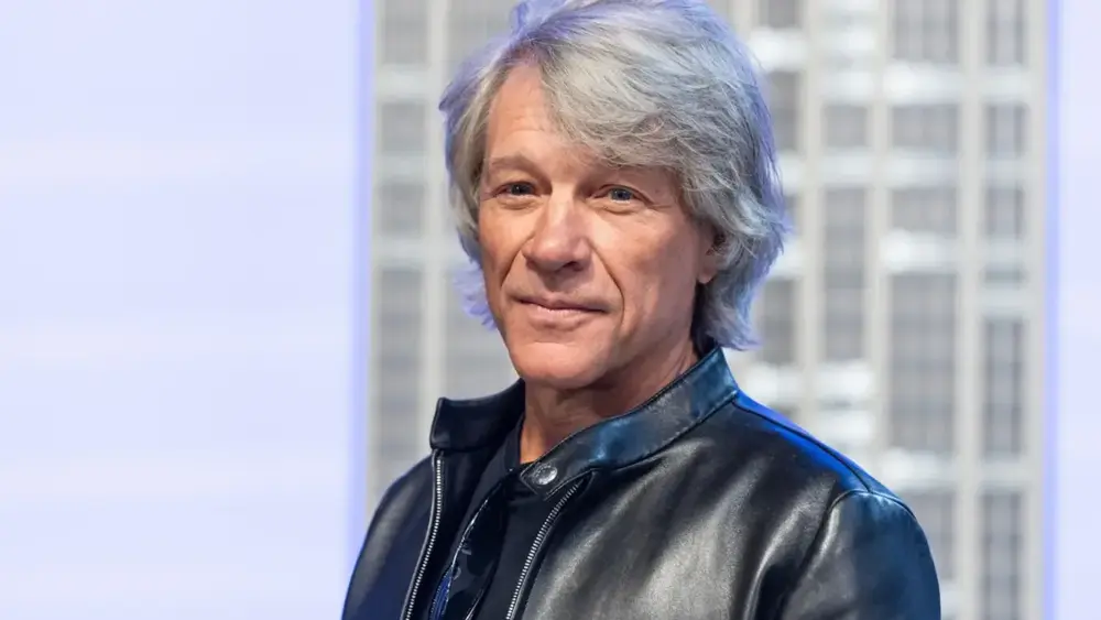 Jon Bon Jovi elege o melhor guitarrista da história