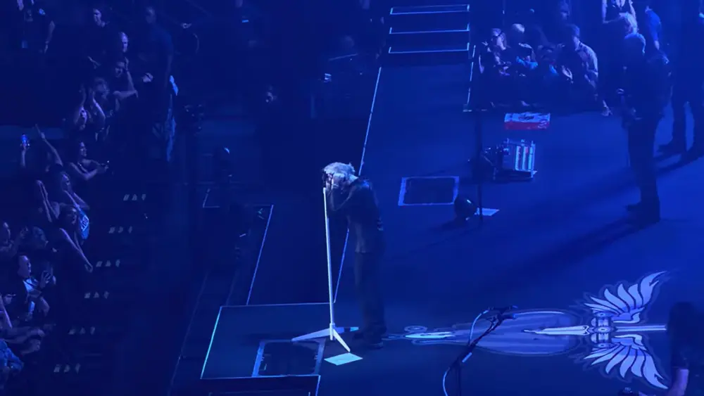 Jon Bon Jovi encerra show nos EUA após problemas vocais