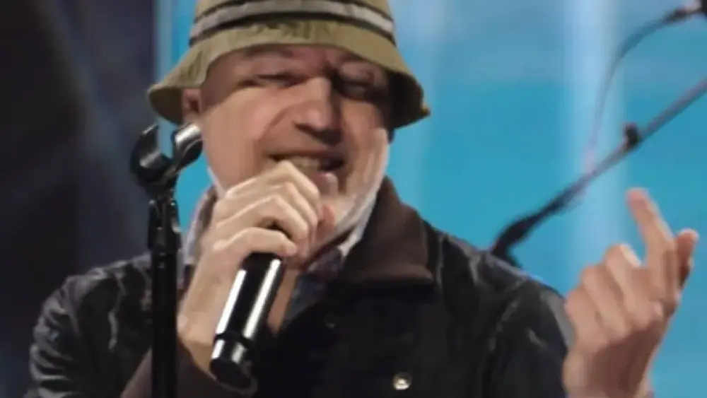 New Radicals lança inédita após 28 anos para filme; ouça